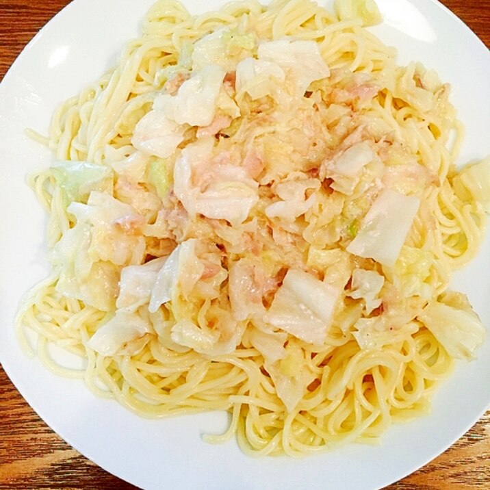 キャベツとツナのクリームパスタ